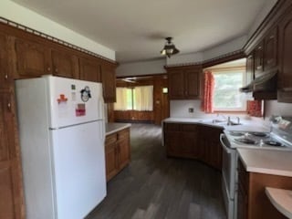 Building Photo - 42 Elderkin Ave