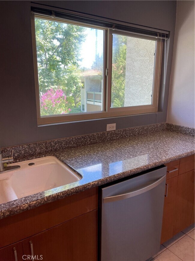 Building Photo - 4714 Park Granada