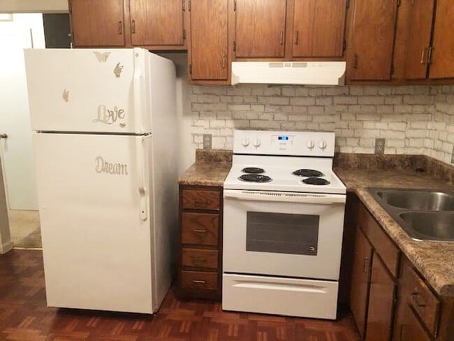 Building Photo - 2 BED DUPLEX