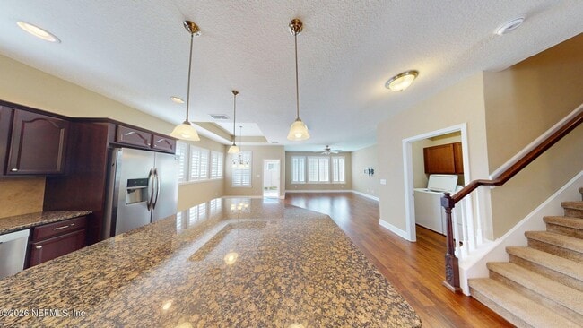 Building Photo - 285 Garden Wood Dr