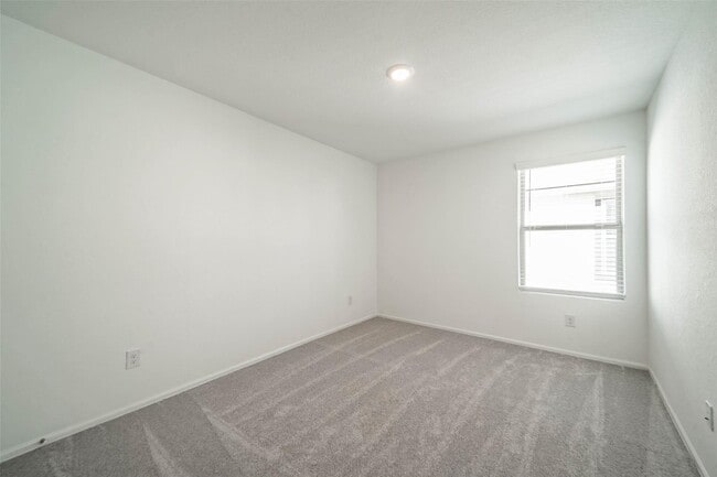 Building Photo - 1951 Foxtail Crk Ct