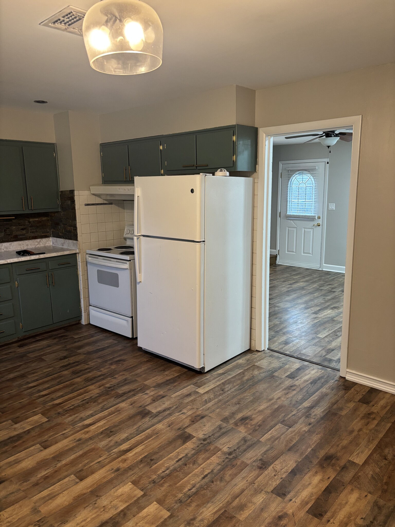 Building Photo - 1602 Vilardo Ln