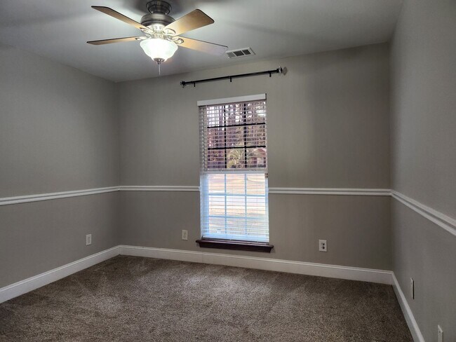 Building Photo - Tastefully updated 3 Bedroom 2 Bath home in The Arbors of Pooler!