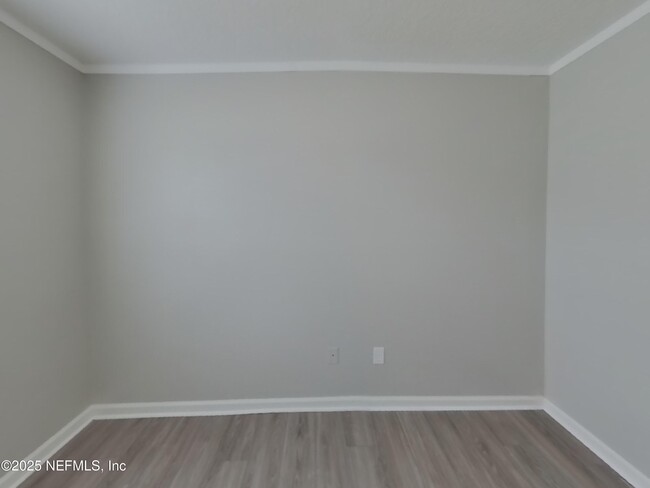 Building Photo - 3208 Ginny Lake Dr