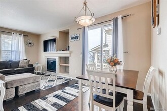 Building Photo - Stunning 3 bed 2.5 ba home for rent at Murphy Creek neighborhood Aurora CO 80018