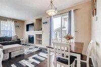 Building Photo - Stunning 3 bed 2.5 ba home for rent at Murphy Creek neighborhood Aurora CO 80018