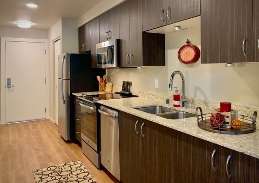 Interior Photo - CityScape: Leasing Specials! Newly Renovated Premier Location in Bellevue, Rooftop Entertainment ...