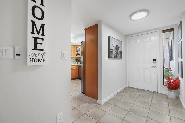 Building Photo - 166 Wimbledon Ct