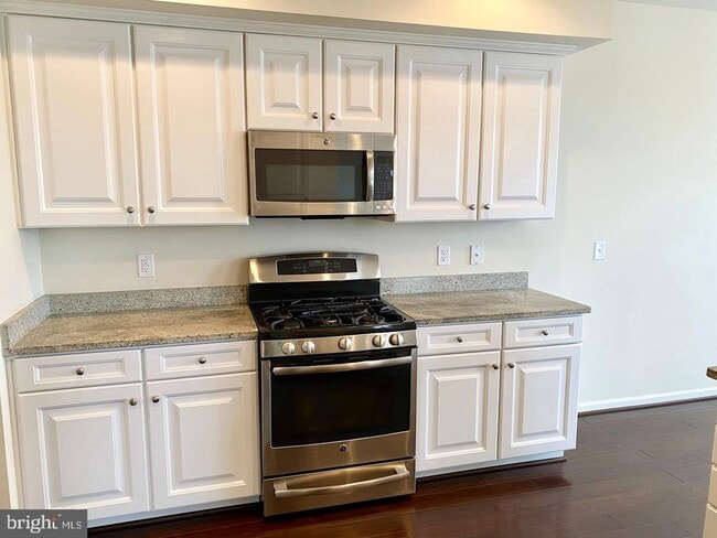 Building Photo - 24622 Seacliff Terrace