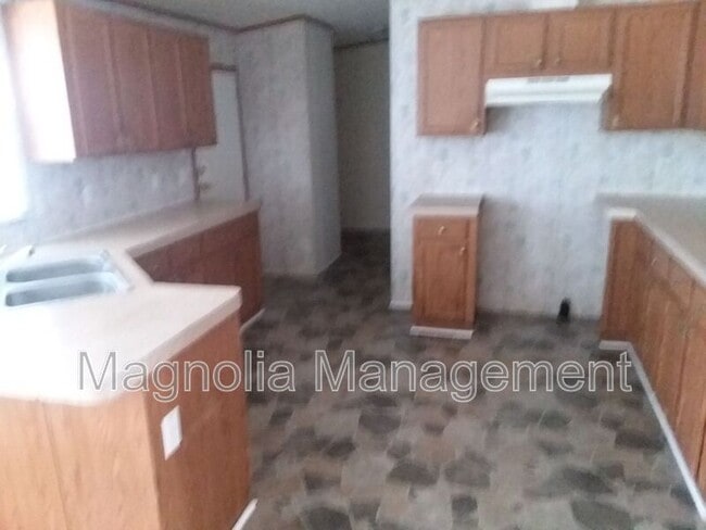 Building Photo - 68 Jamel Ln