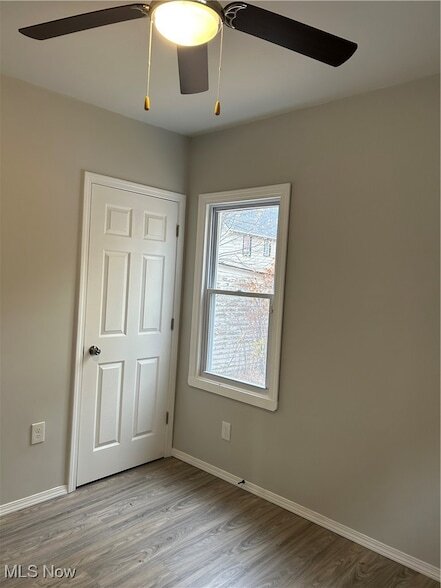 Building Photo - 15630 Holmes Ave