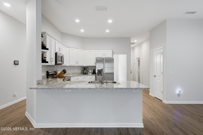 Building Photo - 94 Sorrel St