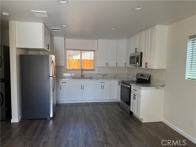 Building Photo - 26464 Temple St