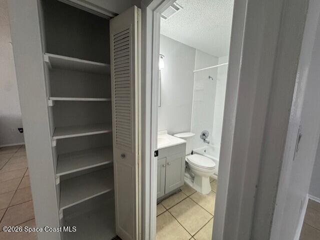 Building Photo - 2392 Mars Ct