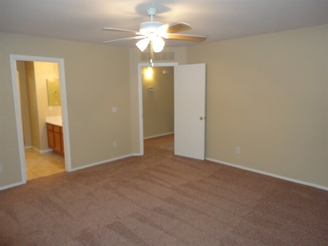 Building Photo - 443 S Sabrina