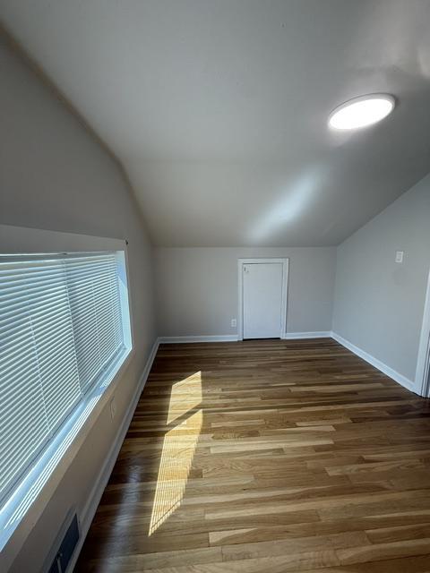Building Photo - 188 Meadowbrook Ave