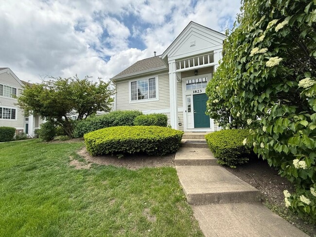 Building Photo - 1823 Concord Dr