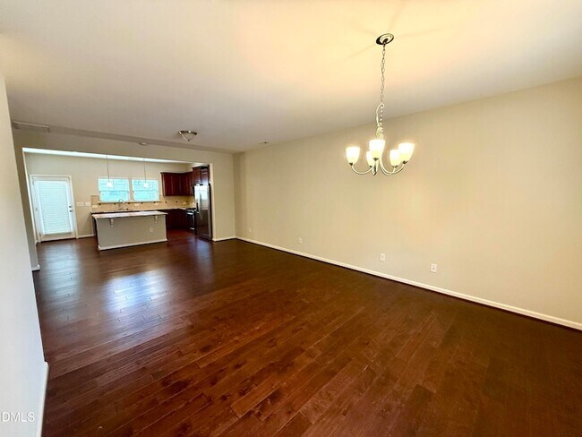 Building Photo - 1008 Midtowne Way
