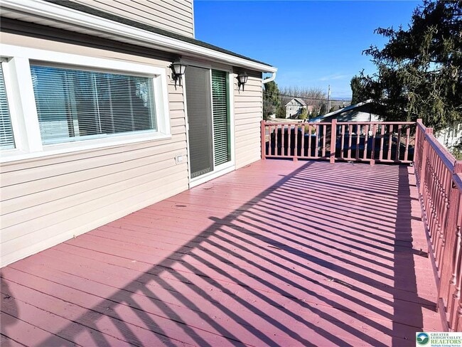 Building Photo - 3450 W Columbia St