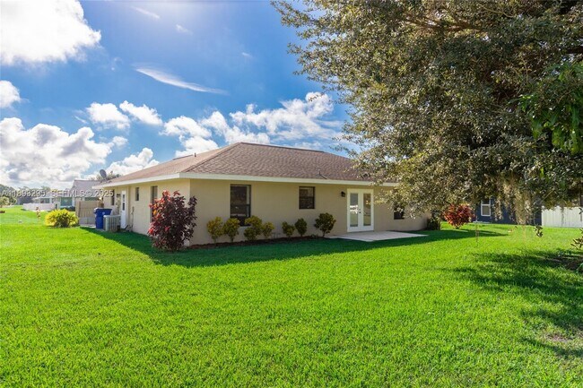 Building Photo - 36 Quail Roost Rd