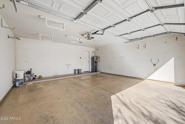 Building Photo - 1321 N Malibu Ln