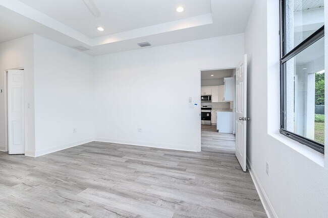 Building Photo - 3304 Glencove St
