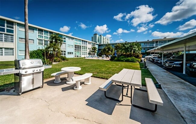 Building Photo - 300 64th Ave