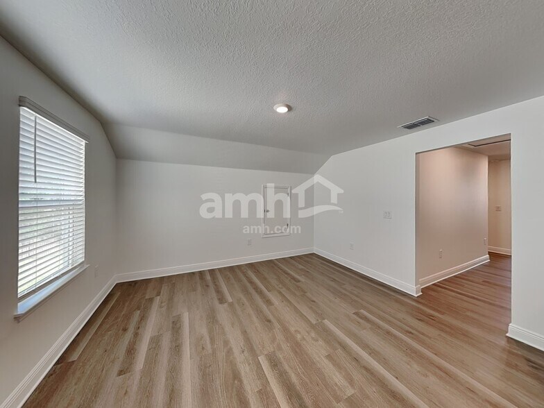 Building Photo - 14512 Cedar Trunk Ter