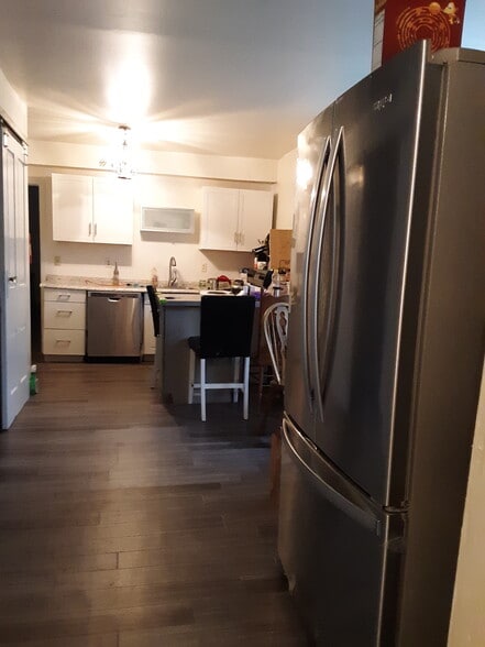 Apt 1 - 3 door refrig - 523 E State St