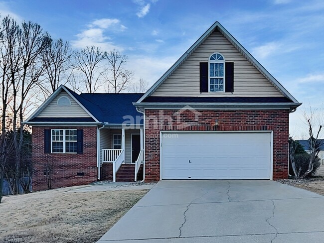 Building Photo - 207 Riesling Way