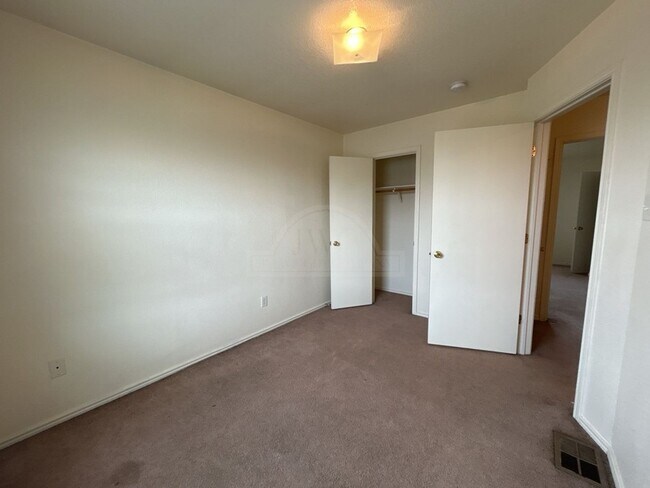 Building Photo - 4507 Jeff Scott Dr