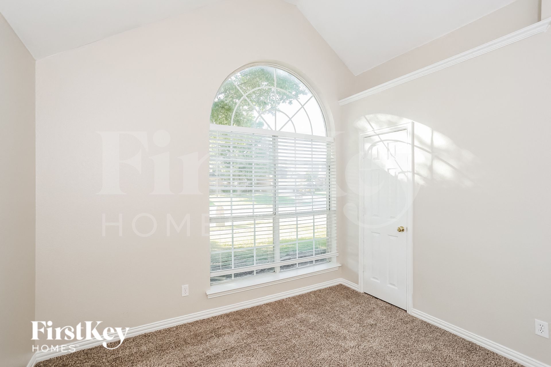 Building Photo - 2513 Elliott Ave