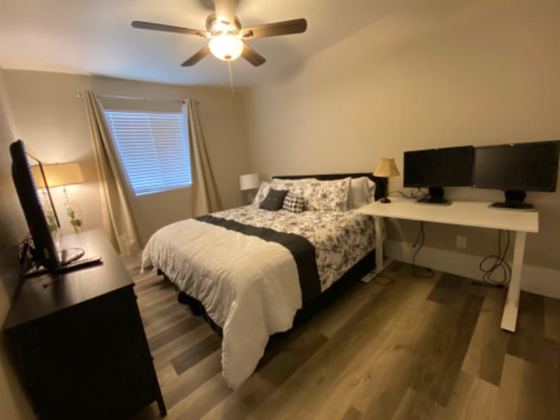 Building Photo - 5097 Oakbrook Cir