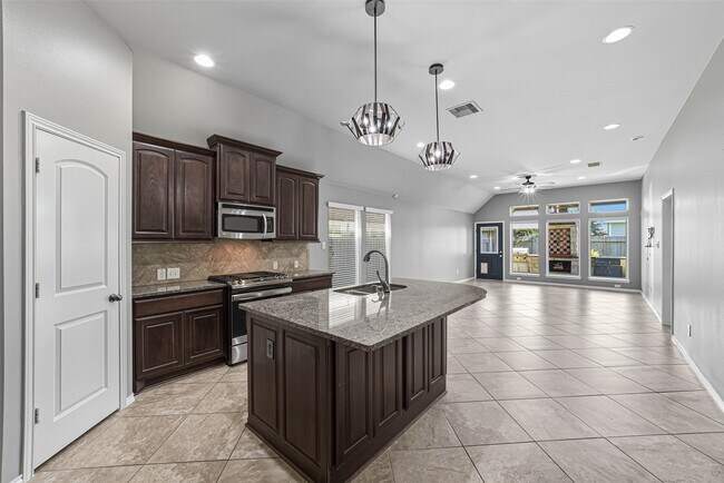 Building Photo - 27119 Postwood Manor Ct