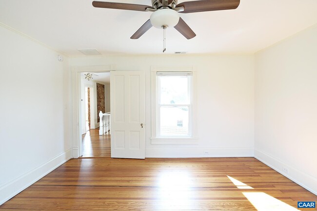 Building Photo - 706 Bolling Ave