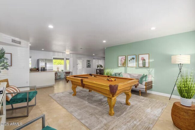 Building Photo - 15849 N 49th Pl