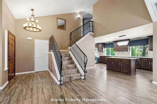 Building Photo - Home for Rent 8735 N. Cedar Ave Unit 151, Fresno, CA 93720 3 Bedroom/2.5 Bath Condo in Fresno (Sh...