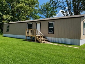 Building Photo - ???? This Week Only! Move-In Special on a Beautiful 3BR/2BA Country Home – Minutes from Colliervi...