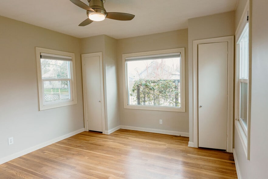 Upstairs Bedroom 2 - 3200 SE 78TH AVE