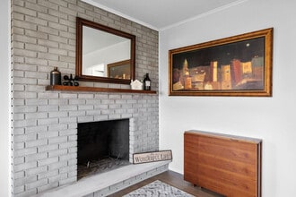 Building Photo - 104 Willow Bend Dr