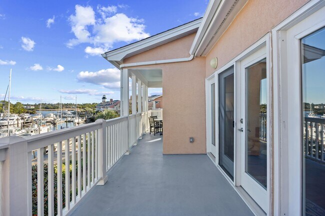 Building Photo - 4759 Lightkeepers Way