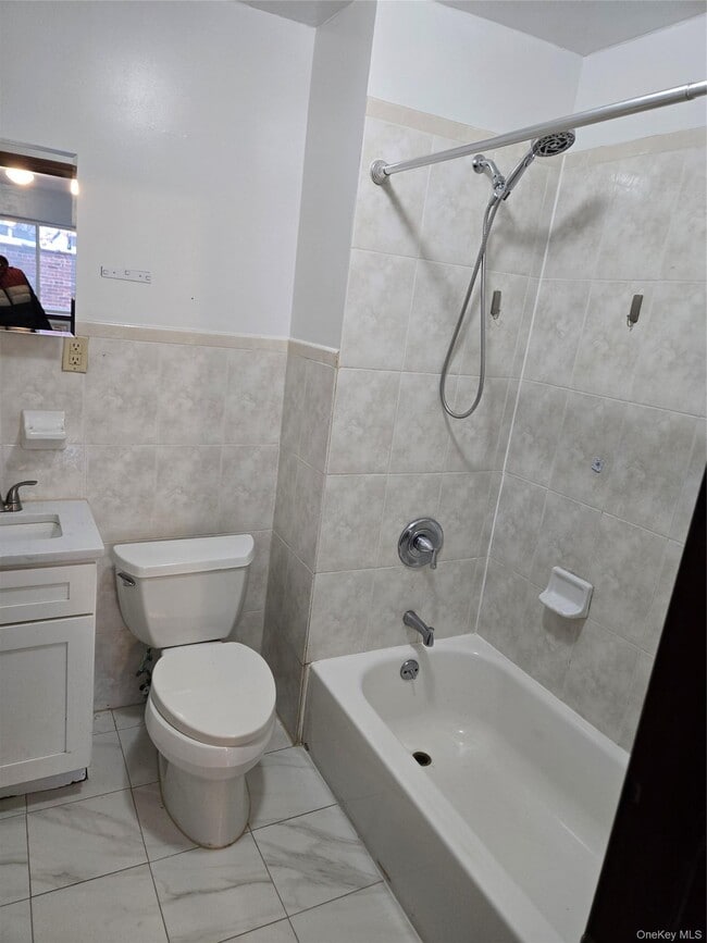 Building Photo - 3809 Barnes Ave