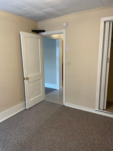 Building Photo - 108 Erie St