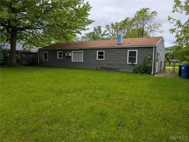 Building Photo - 116 Campus Dr N
