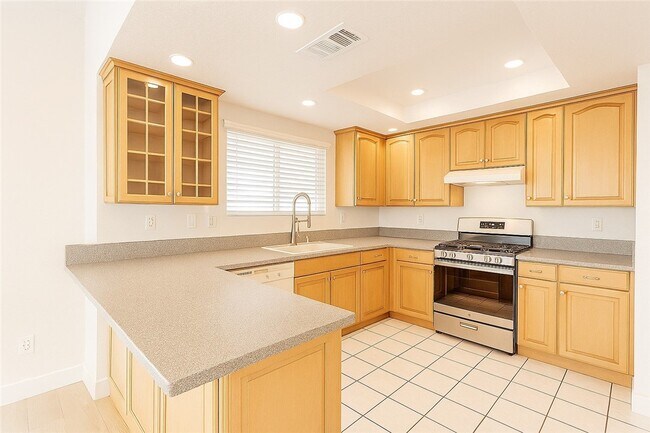 Building Photo - 68900 Lozano Ct
