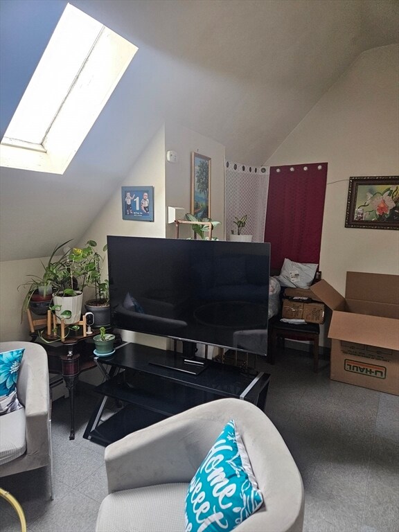 Building Photo - 55 Bernard St