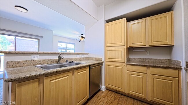 Building Photo - 8000 W Badura Ave