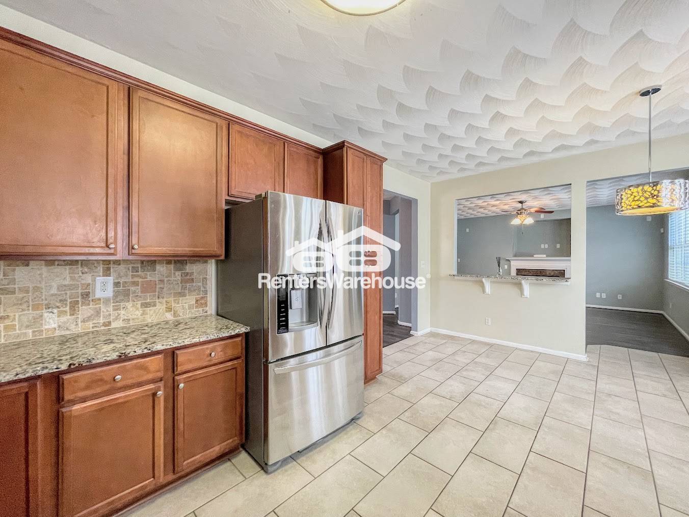 Building Photo - 1921 Spain Ln