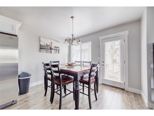 Building Photo - 1577 N 3700 W