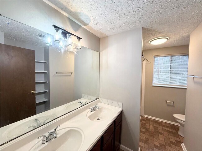 Building Photo - 4979 Stone Trace